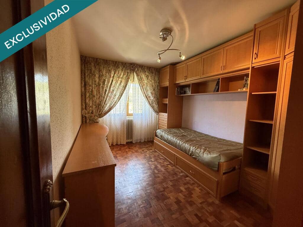 3 sypialnia Apartament na sprzedaż w La Pola de Gordon z garażem - 53 670 € (Ref: 9595520)
