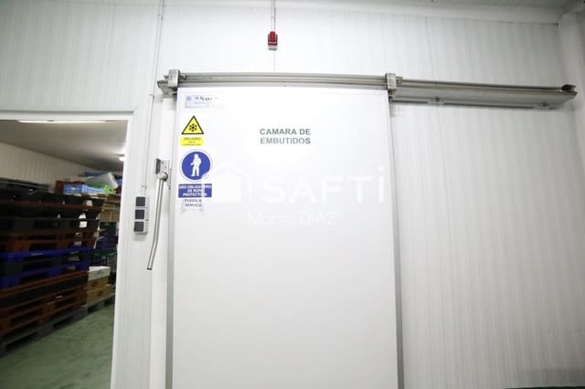 Commerciale in vendita in Ronda con garage - 590.000 € (Rif: 9595526)