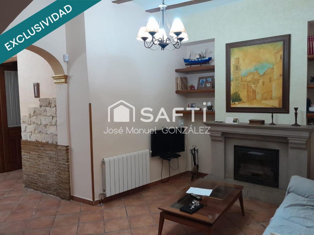 4 makuuhuone Huvila myytävänä paikassa Mula - 134 000 € (Ref: 9595537)