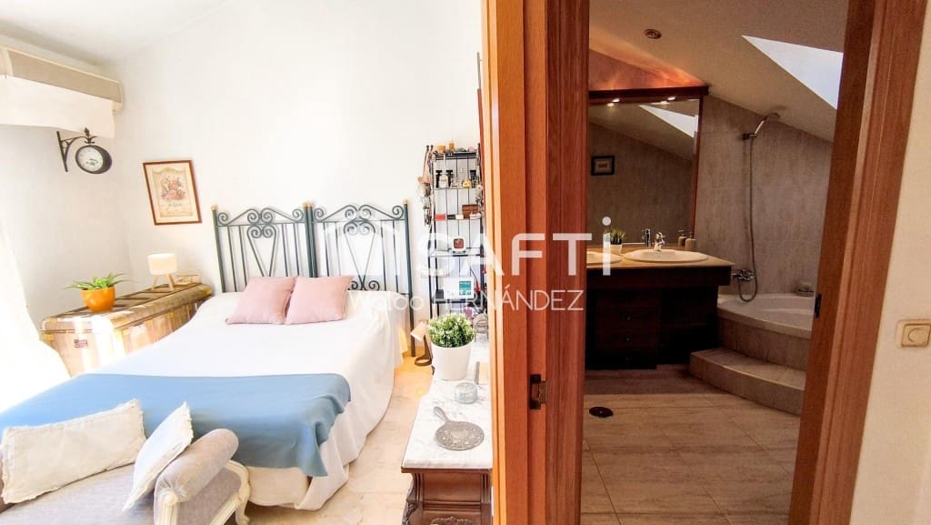 3 soveværelse Villa til salg i La Alberca med swimmingpool garage - € 380.000 (Ref: 9595542)