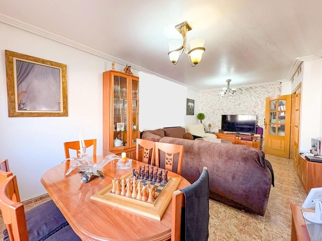 4 soverom Villa til salgs i Molina de Segura med garasje - € 240 000 (Ref: 9595543)