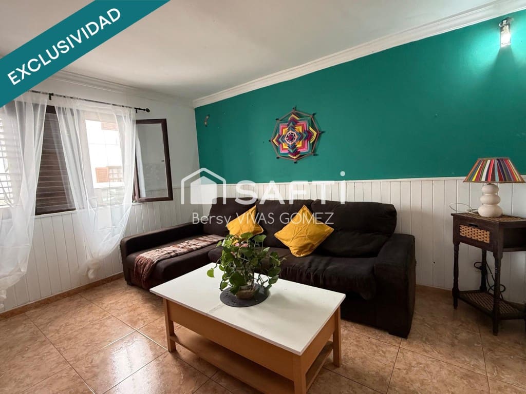 3 bedroom Terraced Villa for sale in Arrecife - € 220,000 (Ref: 9595548)