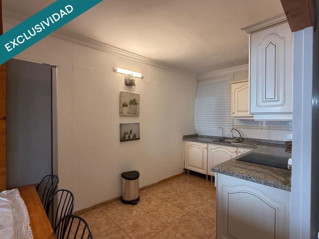 3 bedroom Terraced Villa for sale in Arrecife - € 220,000 (Ref: 9595548)