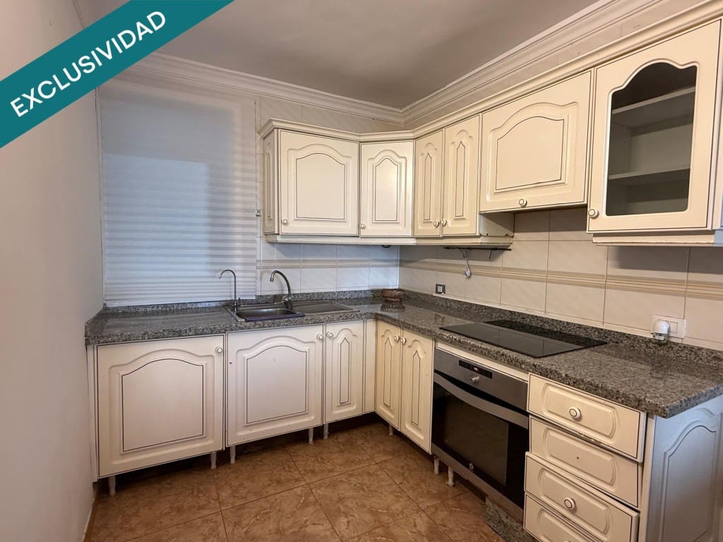 3 bedroom Terraced Villa for sale in Arrecife - € 220,000 (Ref: 9595548)