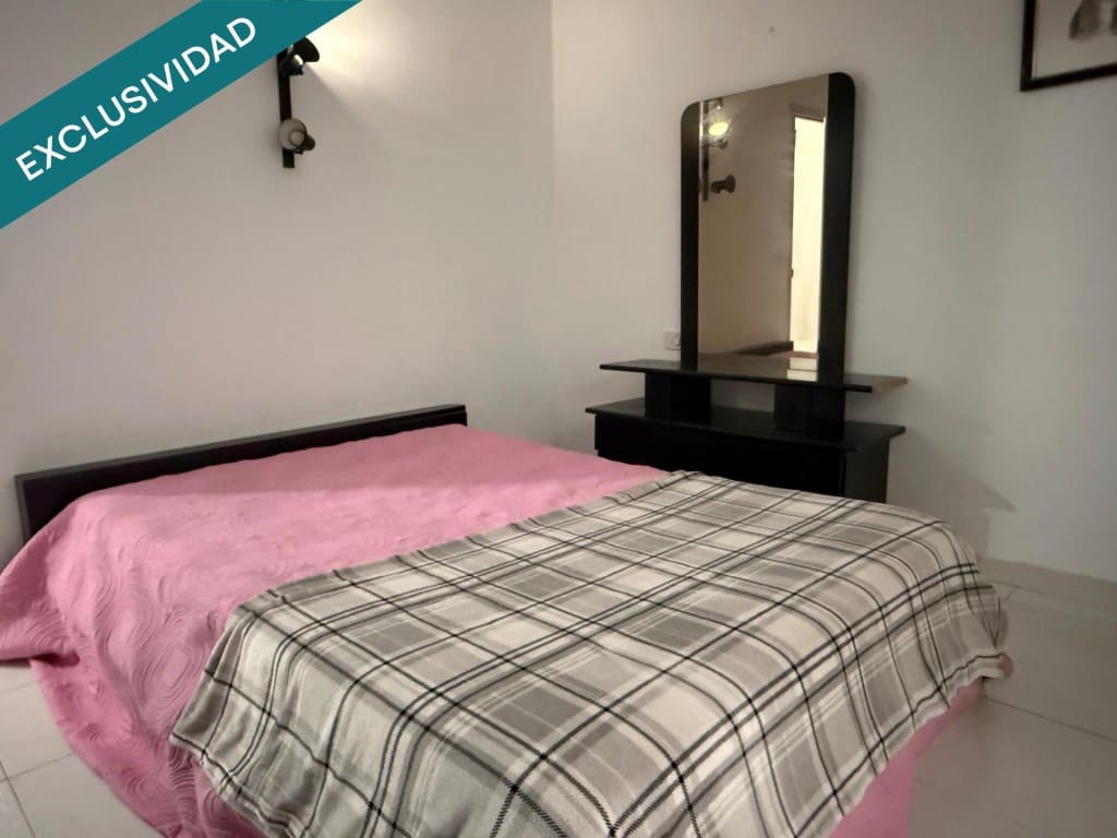 3 bedroom Terraced Villa for sale in Arrecife - € 220,000 (Ref: 9595548)