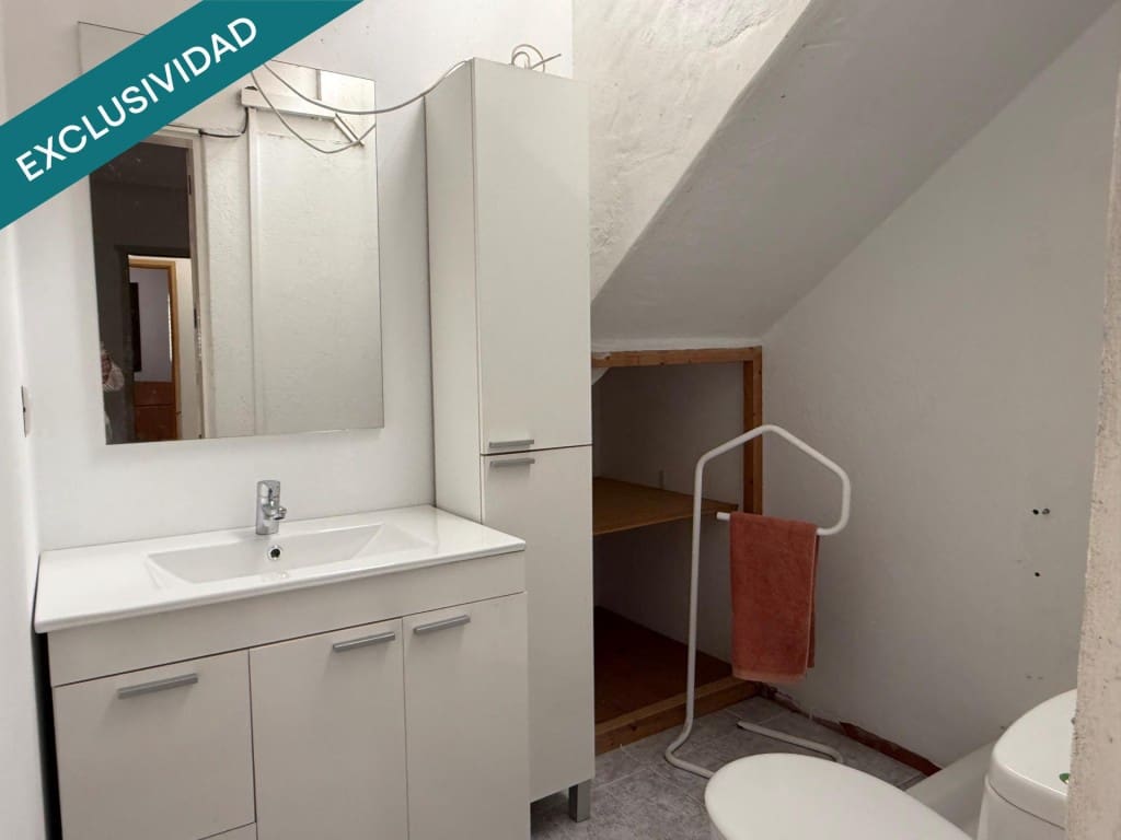 3 bedroom Terraced Villa for sale in Arrecife - € 220,000 (Ref: 9595548)