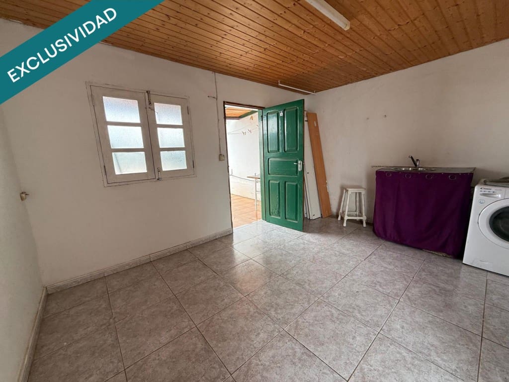 3 bedroom Terraced Villa for sale in Arrecife - € 220,000 (Ref: 9595548)