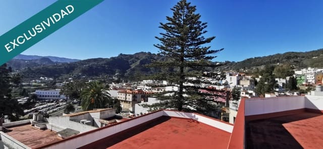 Adosado de 5 habitaciones en Teror en venta - 550.000 € (Ref: 9595549)