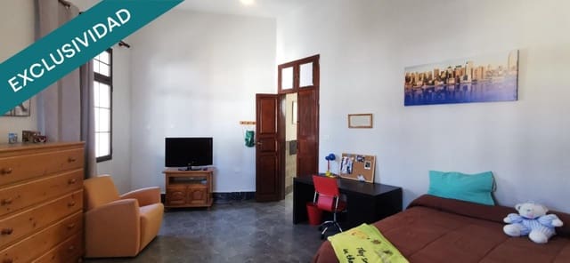 Adosado de 5 habitaciones en Teror en venta - 550.000 € (Ref: 9595549)