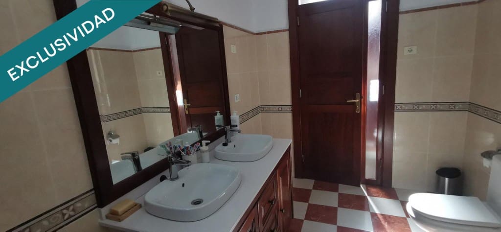 Adosado de 5 habitaciones en Teror en venta - 550.000 € (Ref: 9595549)