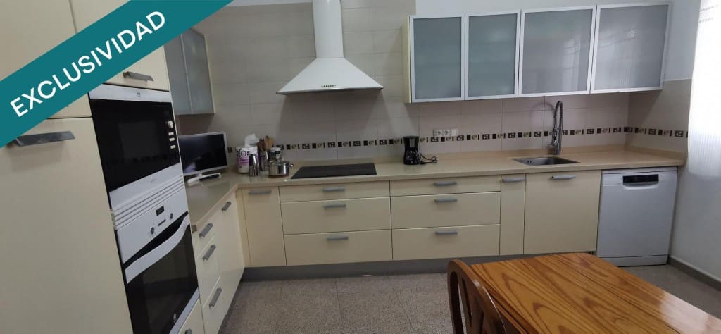 Adosado de 5 habitaciones en Teror en venta - 550.000 € (Ref: 9595549)