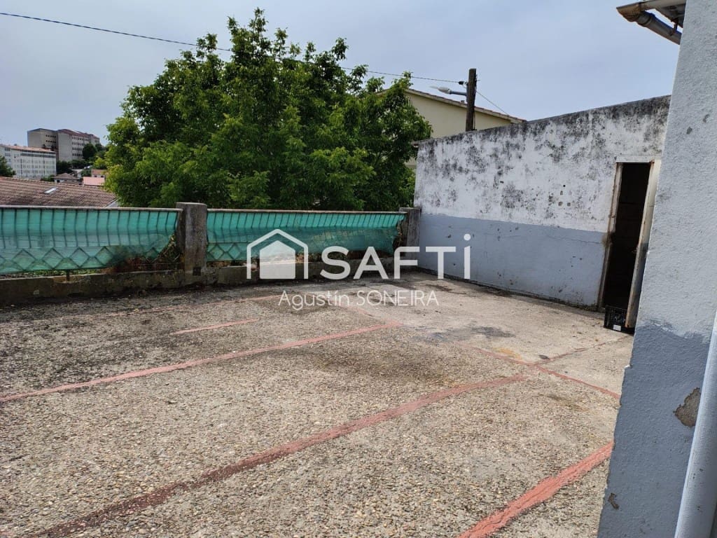 3 bedroom Finca/Country House for sale in Vigo with garage - € 150,000 (Ref: 9595555)