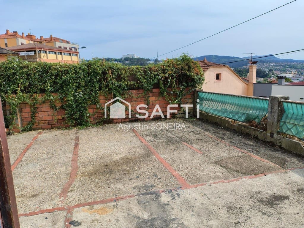 3 bedroom Finca/Country House for sale in Vigo with garage - € 150,000 (Ref: 9595555)