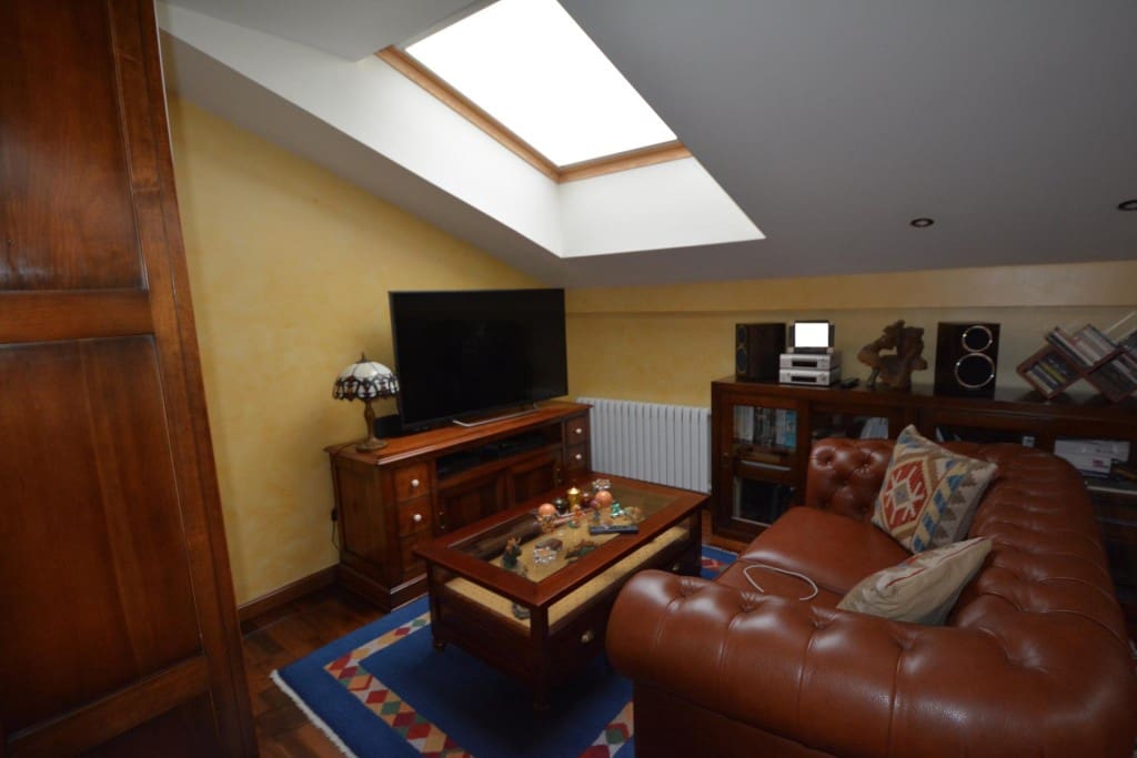 5 bedroom Flat for sale in Valladolid city with garage - € 850,000 (Ref: 9595557)