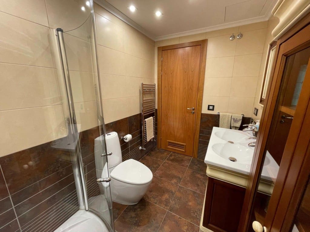 5 bedroom Flat for sale in Valladolid city with garage - € 850,000 (Ref: 9595557)