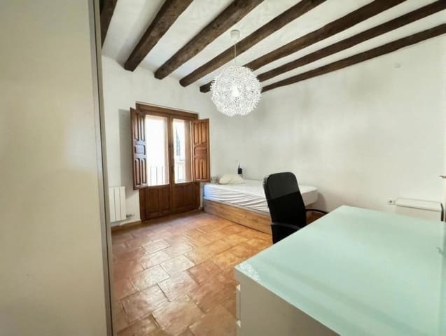 Office for sale in Segovia city - € 1,245,000 (Ref: 9595558)