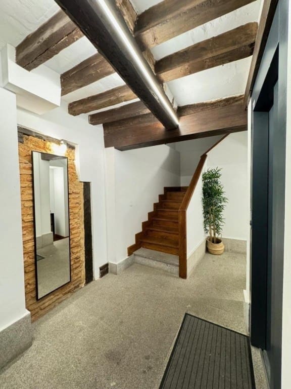 Office for sale in Segovia city - € 1,245,000 (Ref: 9595558)