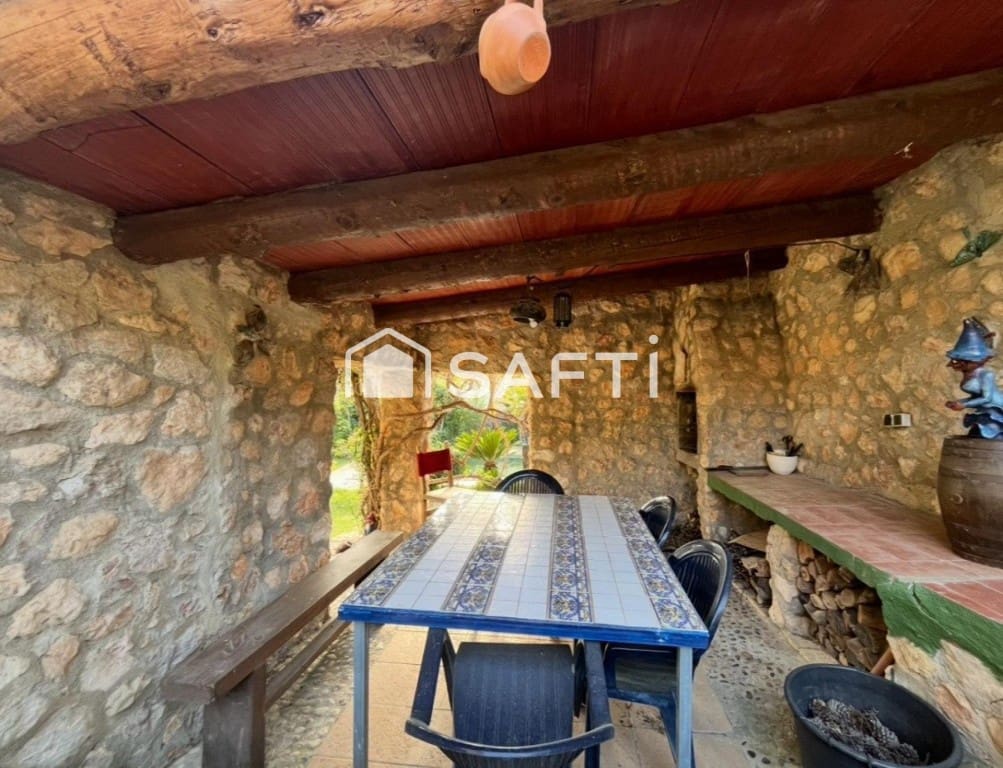 6 sovrum Villa till salu i La Bisbal del Penedes med pool garage - 349 000 € (Ref: 9595562)