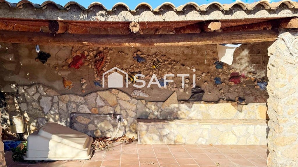 6 sovrum Villa till salu i La Bisbal del Penedes med pool garage - 349 000 € (Ref: 9595562)