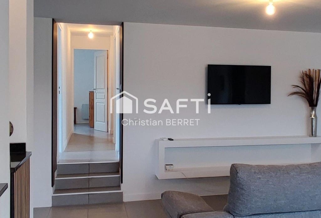 3 chambre Villa/Maison à vendre à Turis avec piscine - 285 000 € (Ref: 9595563)