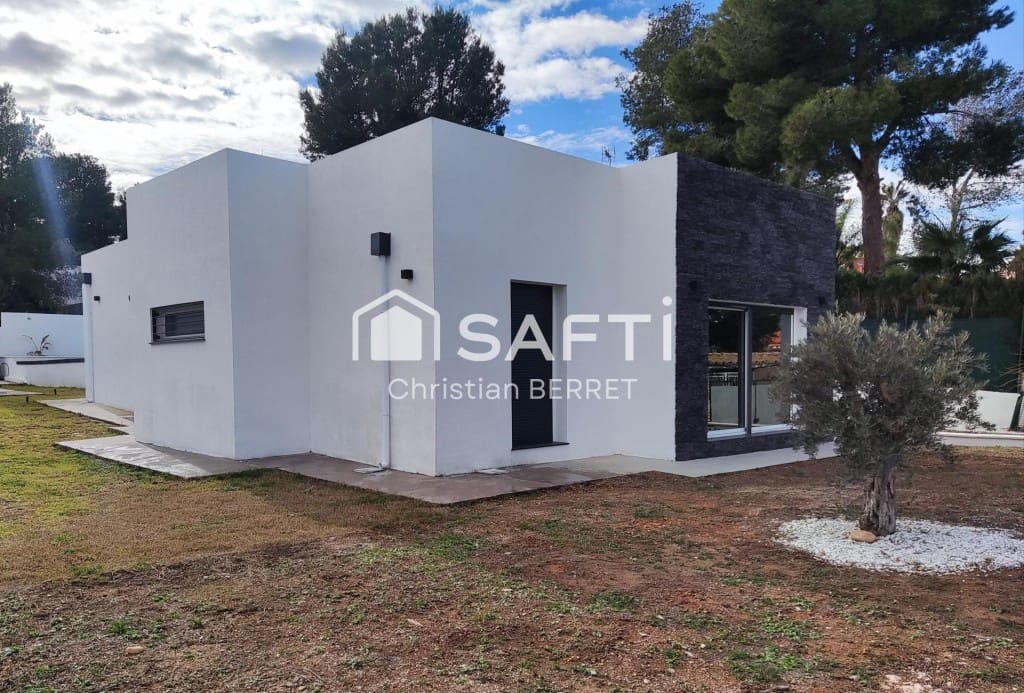 3 chambre Villa/Maison à vendre à Turis avec piscine - 285 000 € (Ref: 9595563)