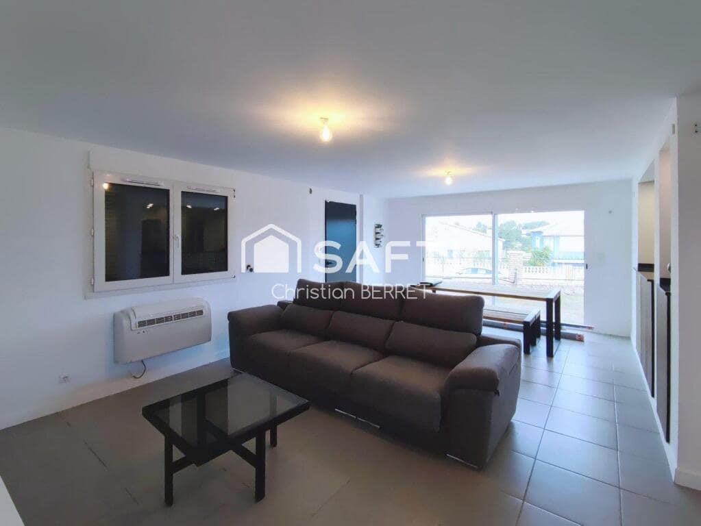 3 soverom Villa til salgs i Turis med svømmebasseng - € 285 000 (Ref: 9595563)