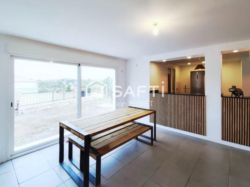 3 soverom Villa til salgs i Turis med svømmebasseng - € 285 000 (Ref: 9595563)