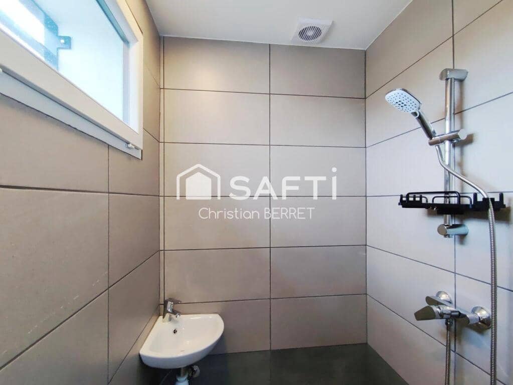 3 soverom Villa til salgs i Turis med svømmebasseng - € 285 000 (Ref: 9595563)