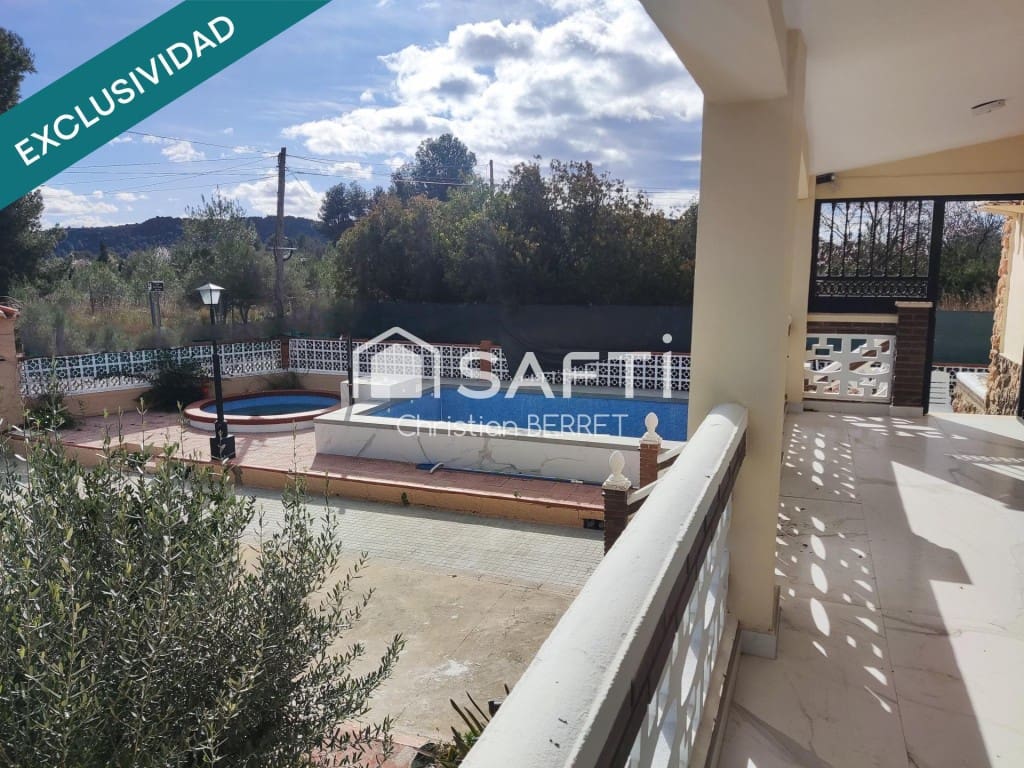 6 Zimmer Finca/Landgut zu verkaufen in Montserrat mit Pool - 375.000 € (Ref: 9595568)