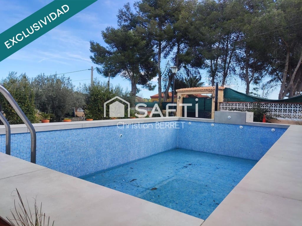 6 Zimmer Finca/Landgut zu verkaufen in Montserrat mit Pool - 375.000 € (Ref: 9595568)
