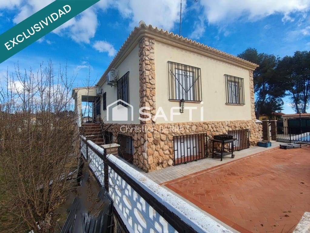 6 Zimmer Finca/Landgut zu verkaufen in Montserrat mit Pool - 375.000 € (Ref: 9595568)