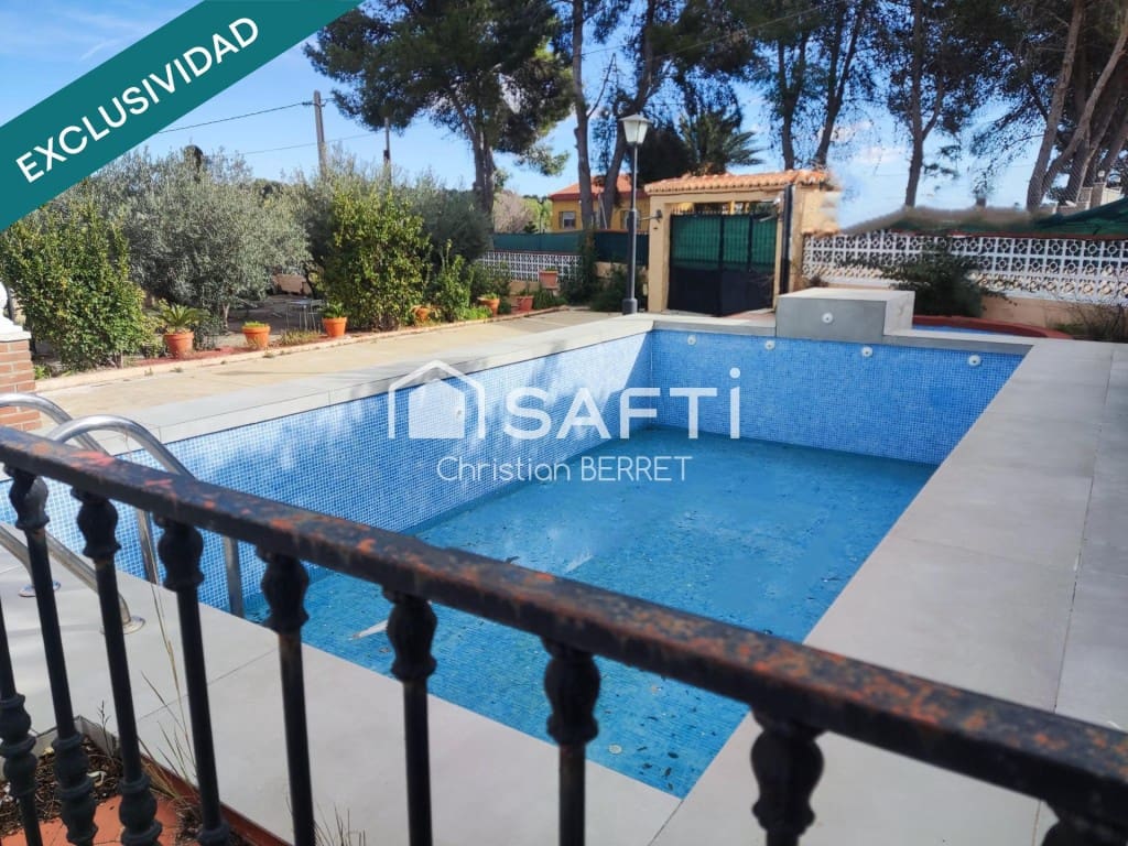 6 Zimmer Finca/Landgut zu verkaufen in Montserrat mit Pool - 375.000 € (Ref: 9595568)
