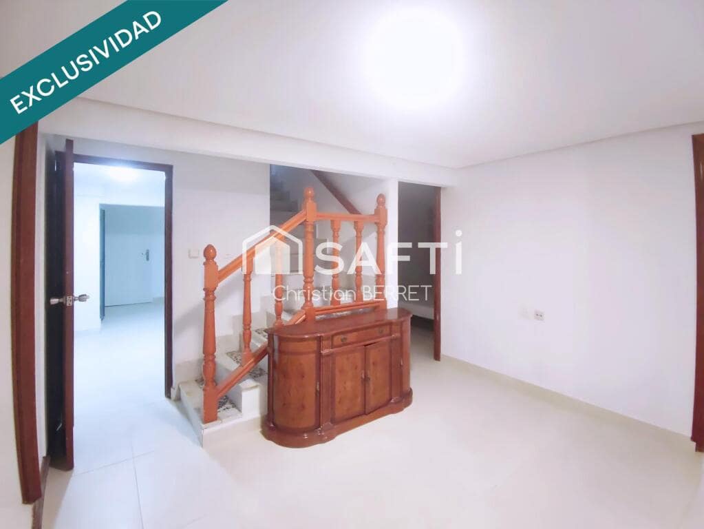 6 bedroom Finca/Country House for sale in Montserrat with pool - € 328,000 (Ref: 9595568)