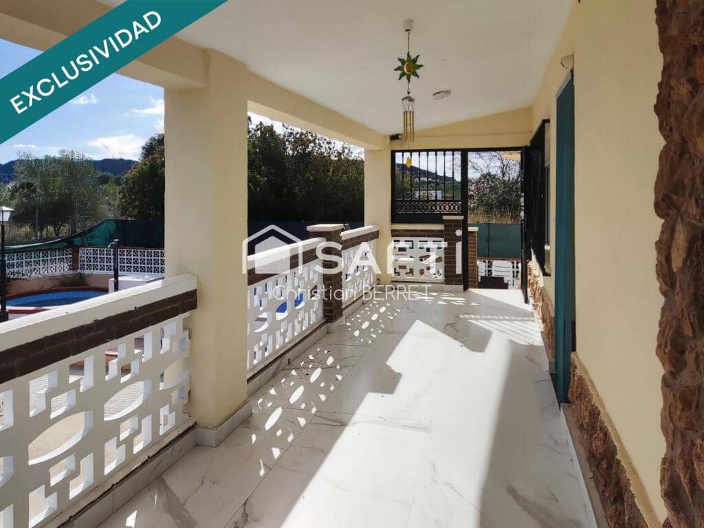 6 bedroom Finca/Country House for sale in Montserrat with pool - € 328,000 (Ref: 9595568)