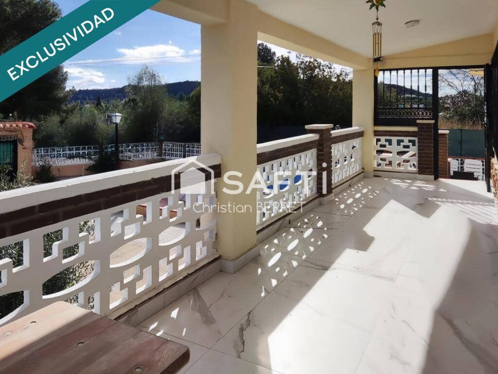 6 bedroom Finca/Country House for sale in Montserrat with pool - € 328,000 (Ref: 9595568)