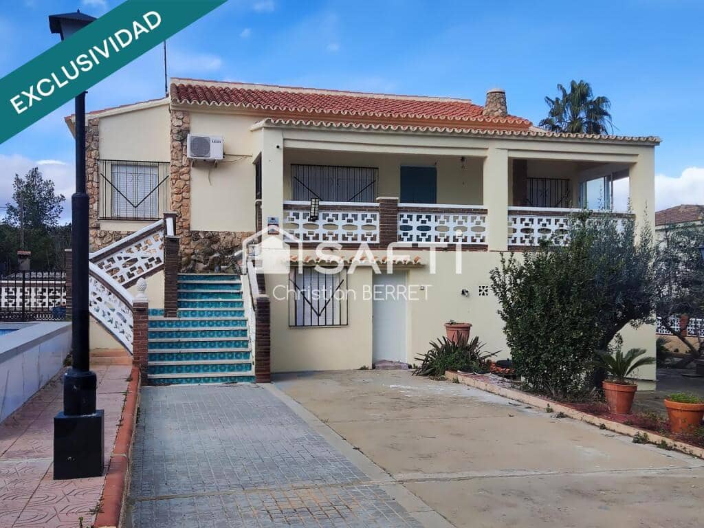 6 bedroom Finca/Country House for sale in Montserrat with pool - € 328,000 (Ref: 9595568)