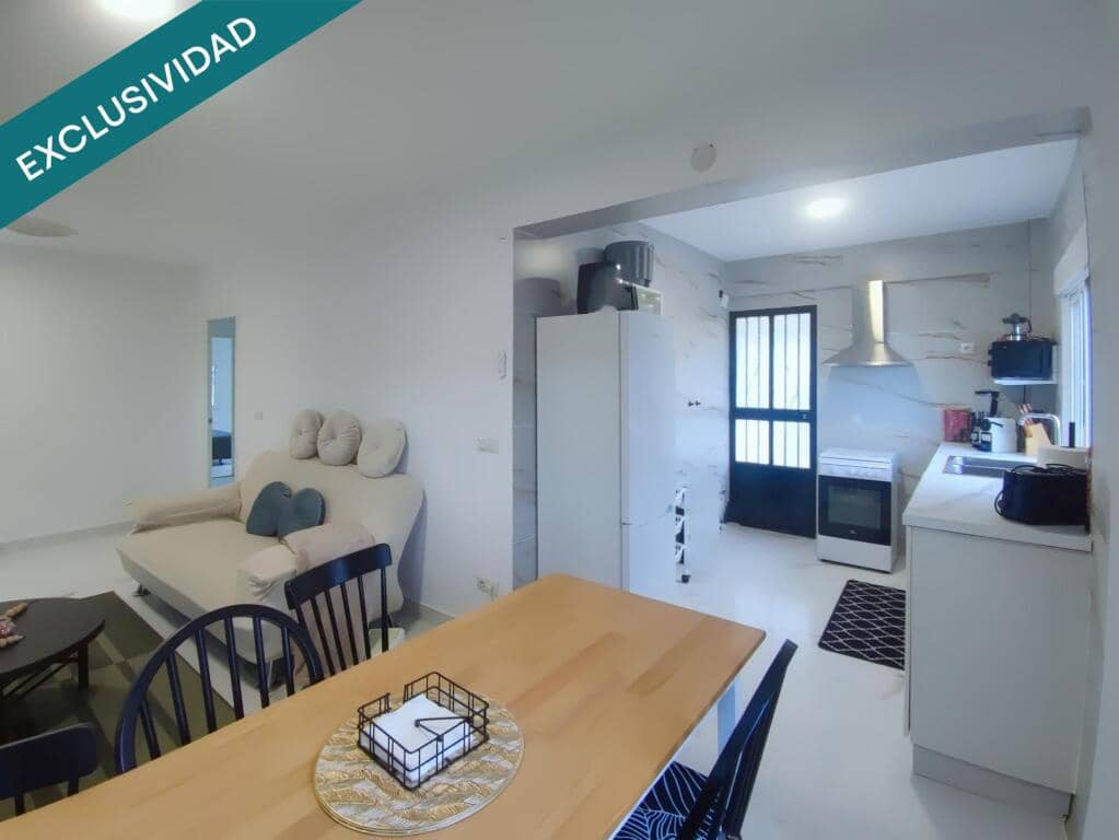 6 bedroom Finca/Country House for sale in Montserrat with pool - € 328,000 (Ref: 9595568)