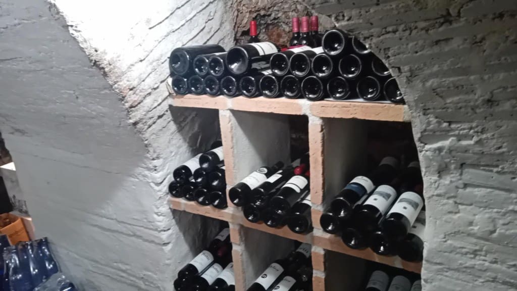 3 bedroom Finca/Country House for sale in Navahermosa - € 299,000 (Ref: 9595572)