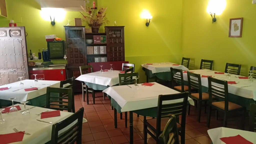 3 bedroom Finca/Country House for sale in Navahermosa - € 299,000 (Ref: 9595572)