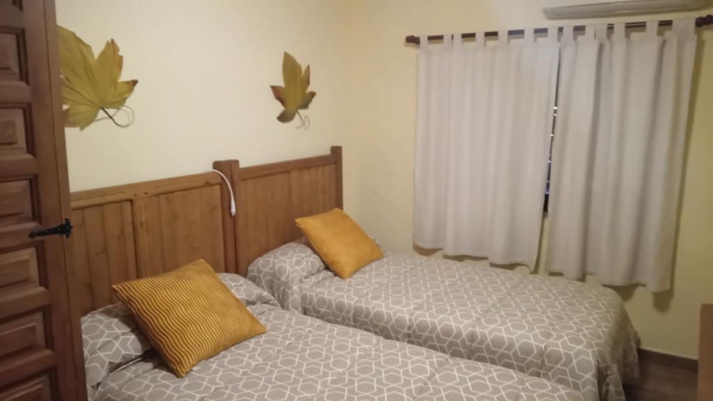 3 bedroom Finca/Country House for sale in Navahermosa - € 299,000 (Ref: 9595572)