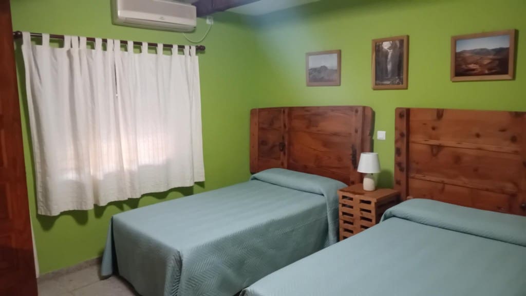 3 bedroom Finca/Country House for sale in Navahermosa - € 299,000 (Ref: 9595572)