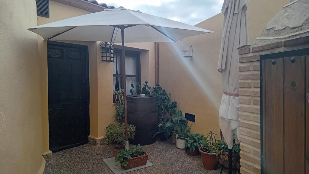 3 bedroom Finca/Country House for sale in Navahermosa - € 299,000 (Ref: 9595572)
