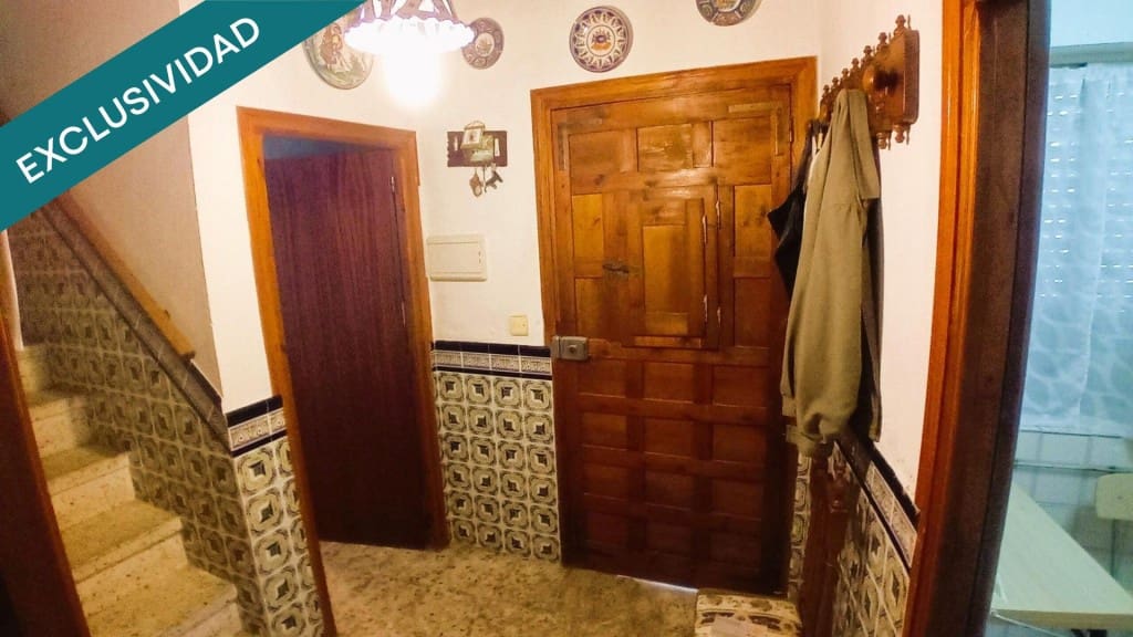 3 bedroom Villa for sale in Lagartera - € 45,000 (Ref: 9595575)