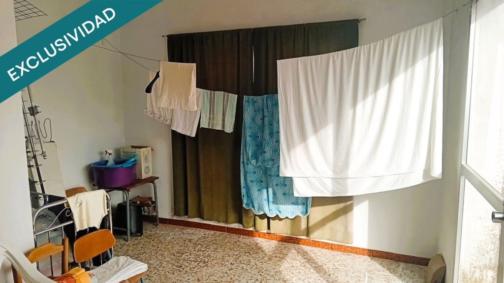 3 bedroom Villa for sale in Lagartera - € 45,000 (Ref: 9595575)