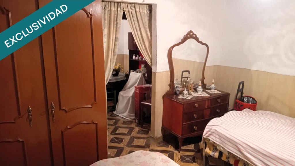 5 quarto Moradia para venda em Lagartera - 60 000 € (Ref: 9595578)