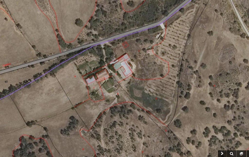 Landgrundstück zu verkaufen in Los Navalucillos - 180.000 € (Ref: 9595583)