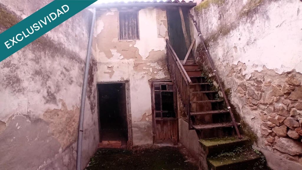 3 bedroom Villa for sale in Lagartera - € 32,000 (Ref: 9595584)