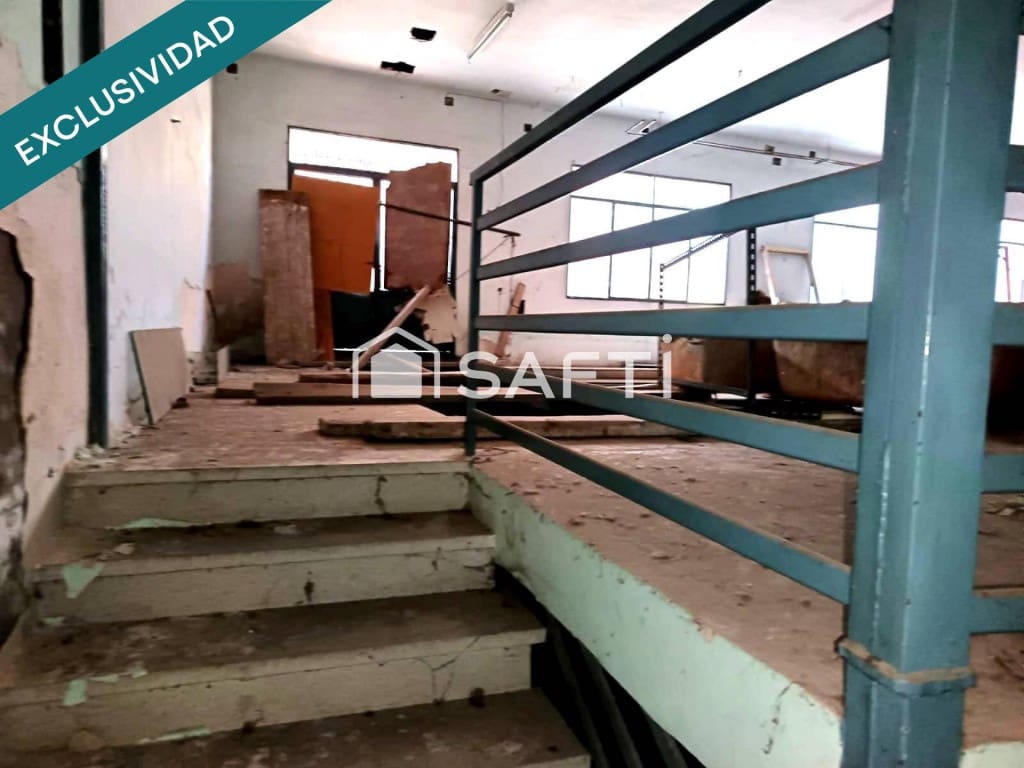 Commercial for sale in Sonseca - € 154,000 (Ref: 9595585)