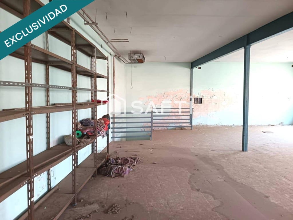 Commercial for sale in Sonseca - € 154,000 (Ref: 9595585)