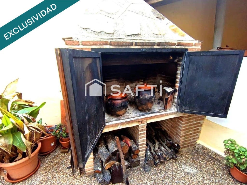 Commercial for sale in Los Navalucillos - € 235,000 (Ref: 9595592)